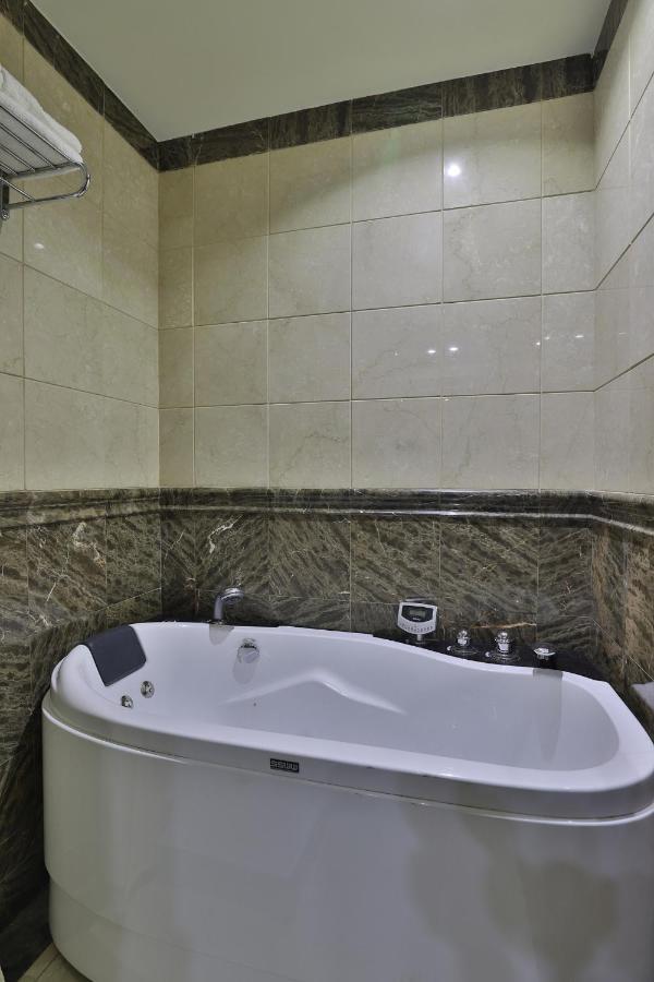Oyo 335 Manazil Al Ain Grand Hotel Mekka Exterior foto